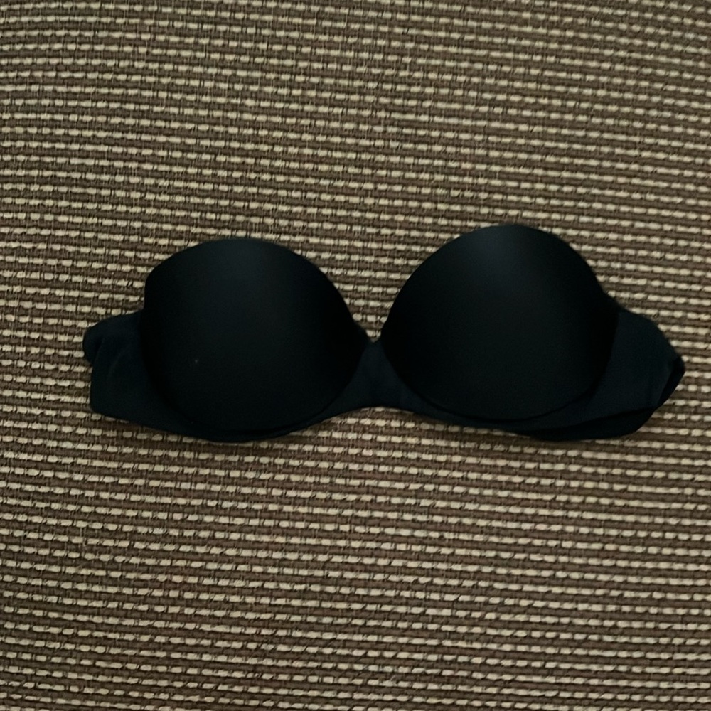 Gilligan & O’Malley strapless bra size 34A black